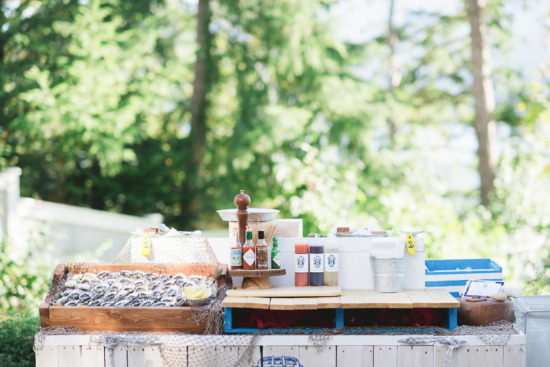 chic-blue-and-gold-outdoor-wedding