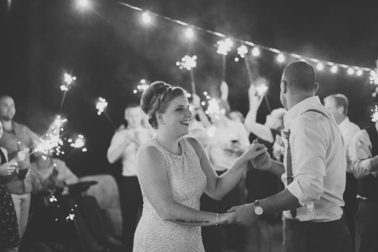 chic-blue-and-gold-outdoor-wedding