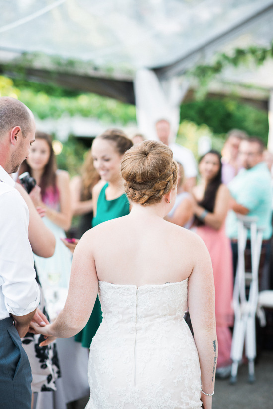 chic-blue-and-gold-outdoor-wedding