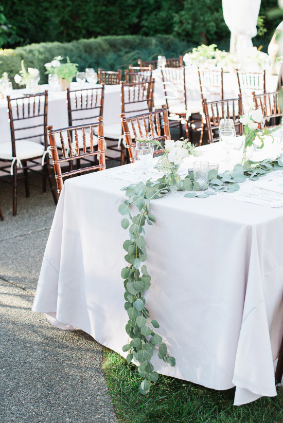 chic-blue-and-gold-outdoor-wedding