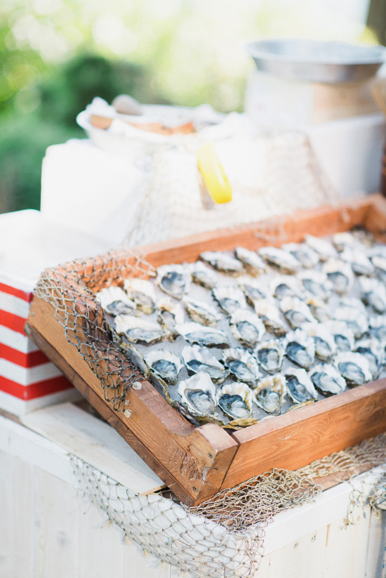 chic-blue-and-gold-outdoor-wedding
