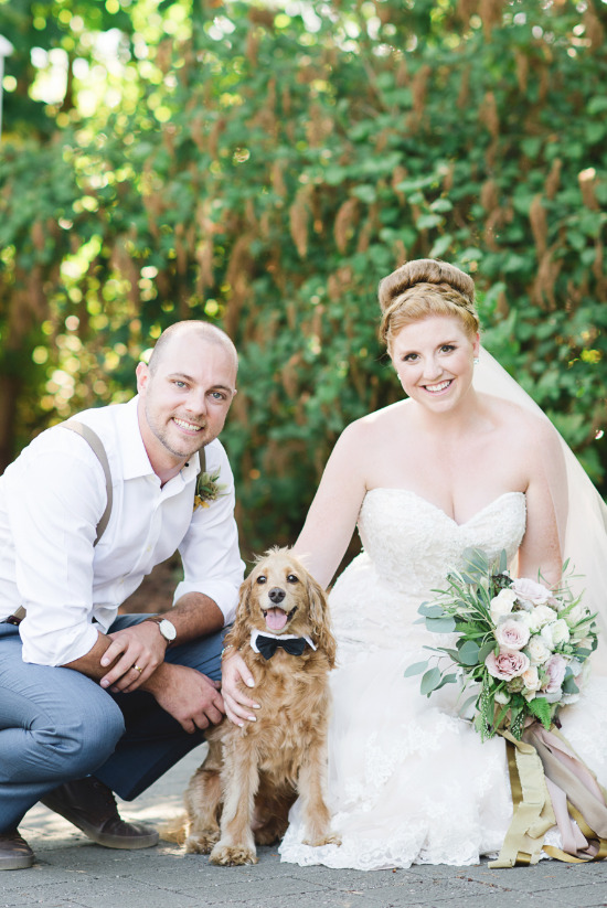 chic-blue-and-gold-outdoor-wedding