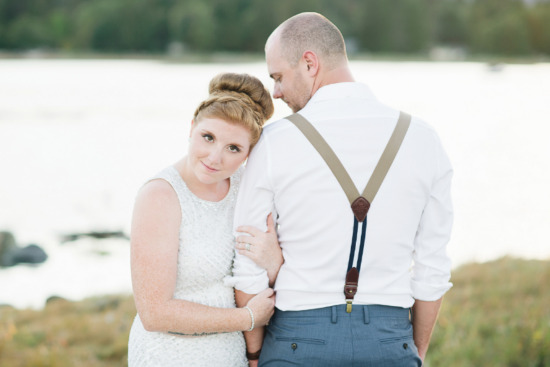 chic-blue-and-gold-outdoor-wedding