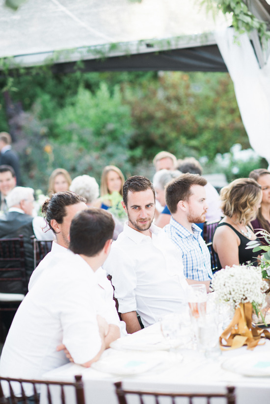 chic-blue-and-gold-outdoor-wedding