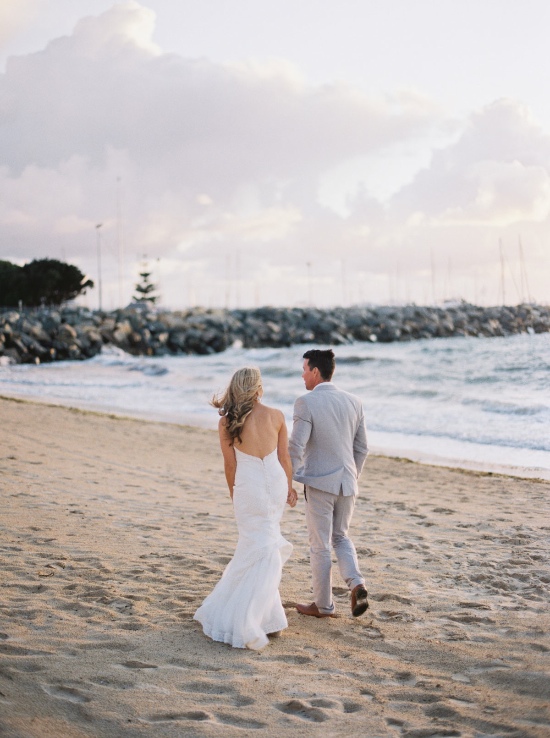 elegant-beach-vibe-wedding