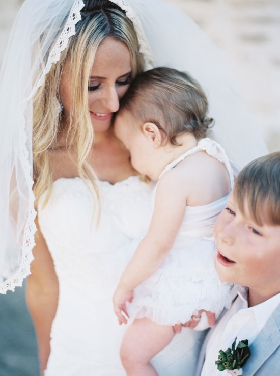 elegant-beach-vibe-wedding