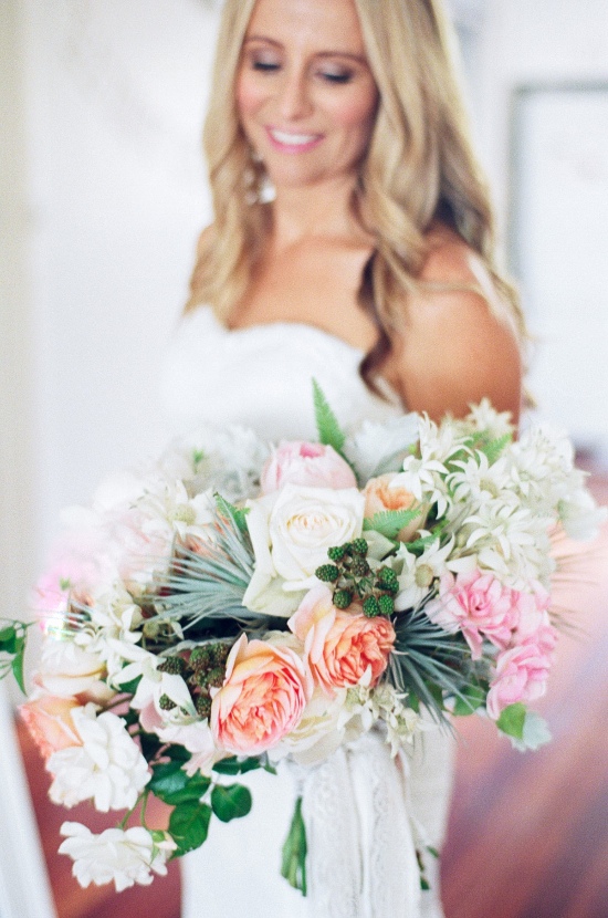 elegant-beach-vibe-wedding