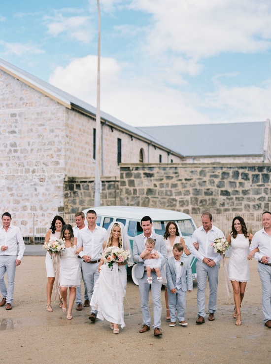elegant-beach-vibe-wedding