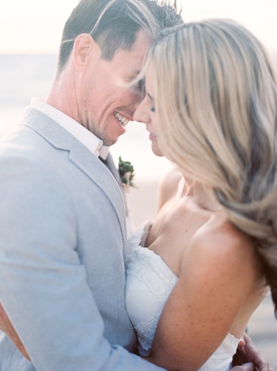 elegant-beach-vibe-wedding