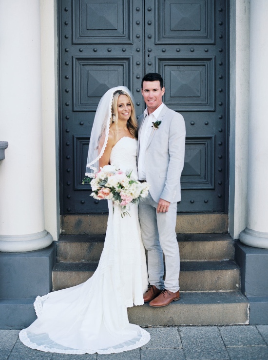 elegant-beach-vibe-wedding