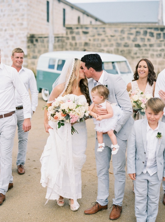 elegant-beach-vibe-wedding