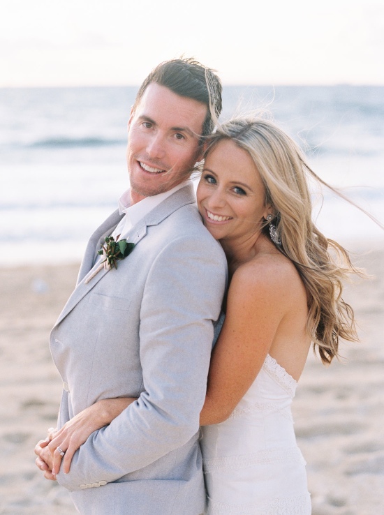 elegant-beach-vibe-wedding