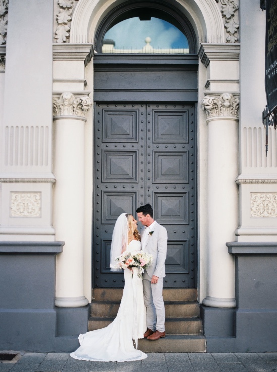 elegant-beach-vibe-wedding