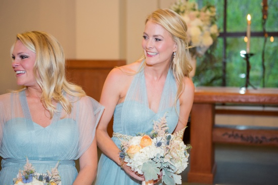 elegant-blue-and-white-wedding