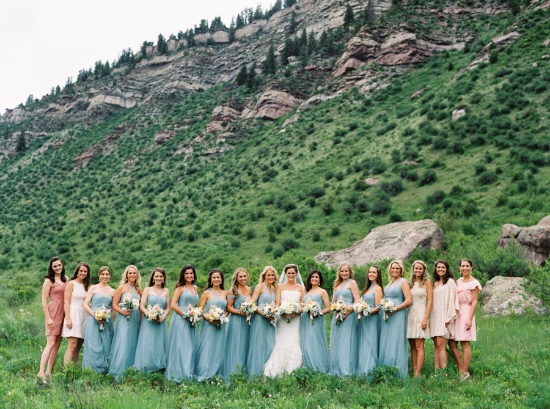 elegant-blue-and-white-wedding