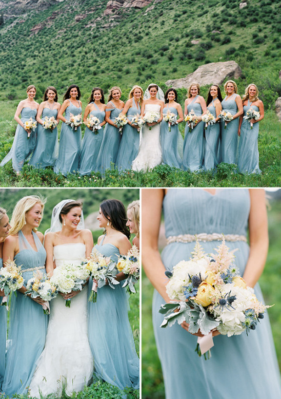 bridesmaids in blue @weddingchicks