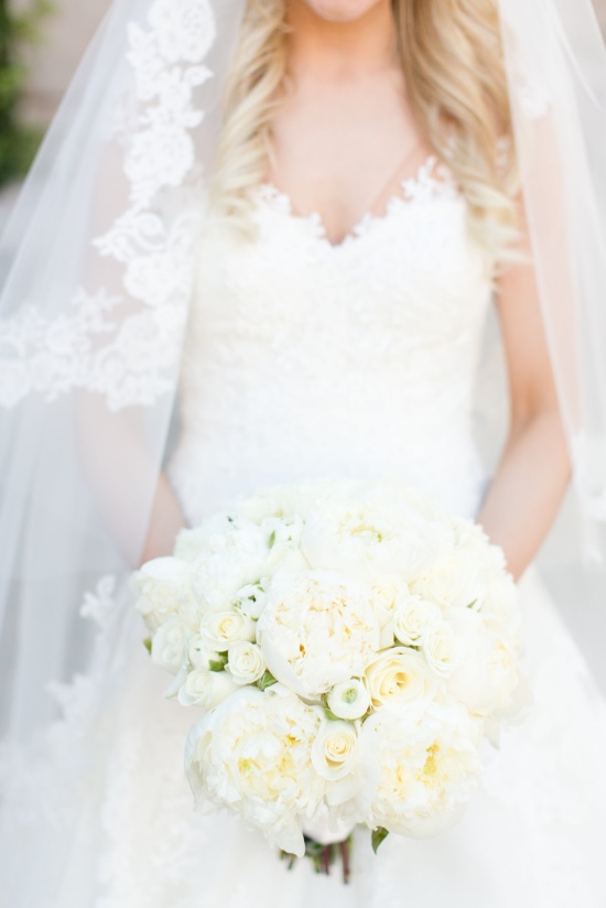 elegant-chic-pink-and-white-wedding