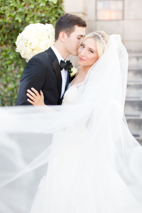 elegant-chic-pink-and-white-wedding