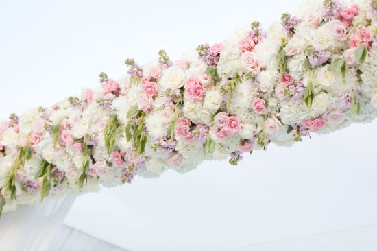elegant-chic-pink-and-white-wedding