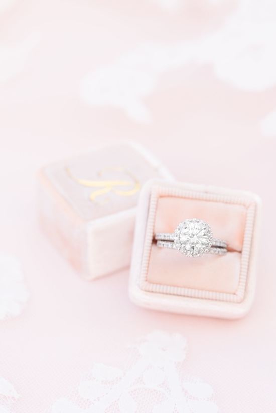 elegant-chic-pink-and-white-wedding