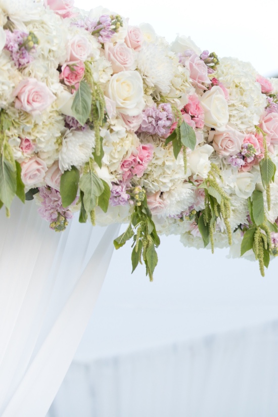 elegant-chic-pink-and-white-wedding