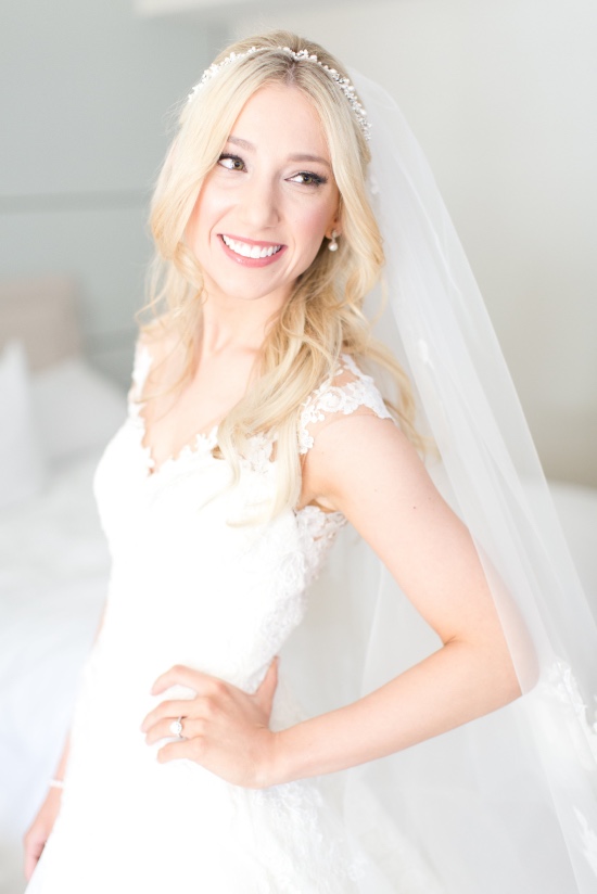 elegant-chic-pink-and-white-wedding