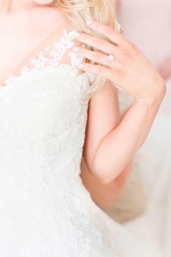 elegant-chic-pink-and-white-wedding