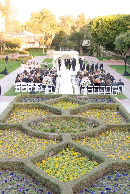 elegant-chic-pink-and-white-wedding