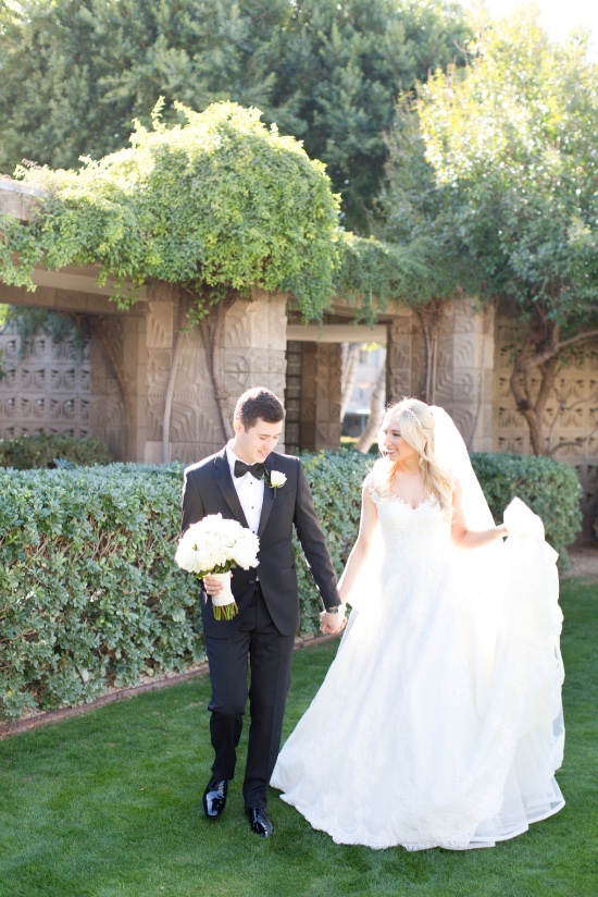 elegant-chic-pink-and-white-wedding
