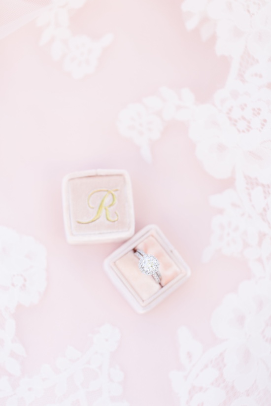 elegant-chic-pink-and-white-wedding