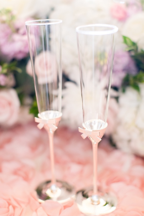 elegant-chic-pink-and-white-wedding