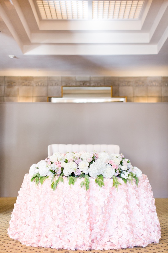 elegant-chic-pink-and-white-wedding