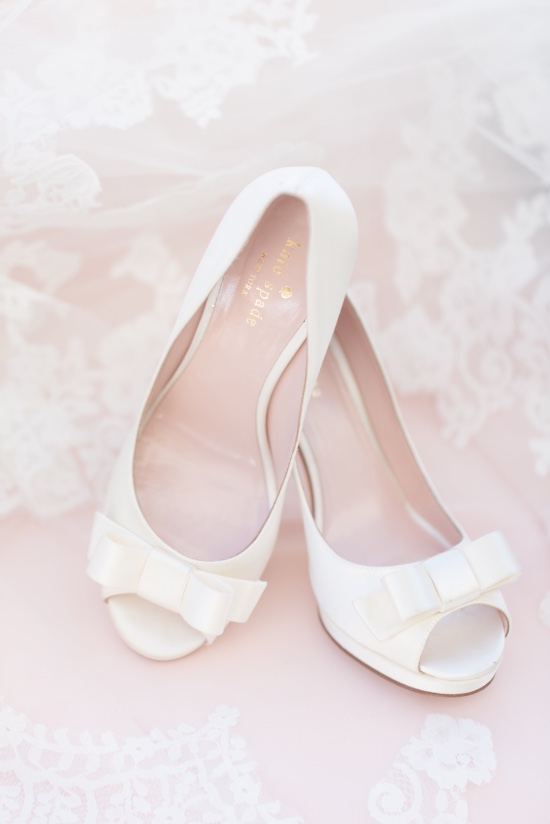 elegant-chic-pink-and-white-wedding
