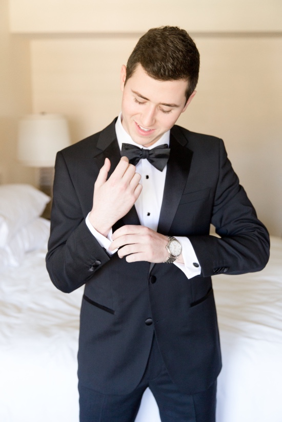 elegant-chic-pink-and-white-wedding