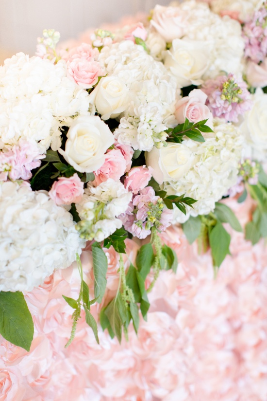 elegant-chic-pink-and-white-wedding
