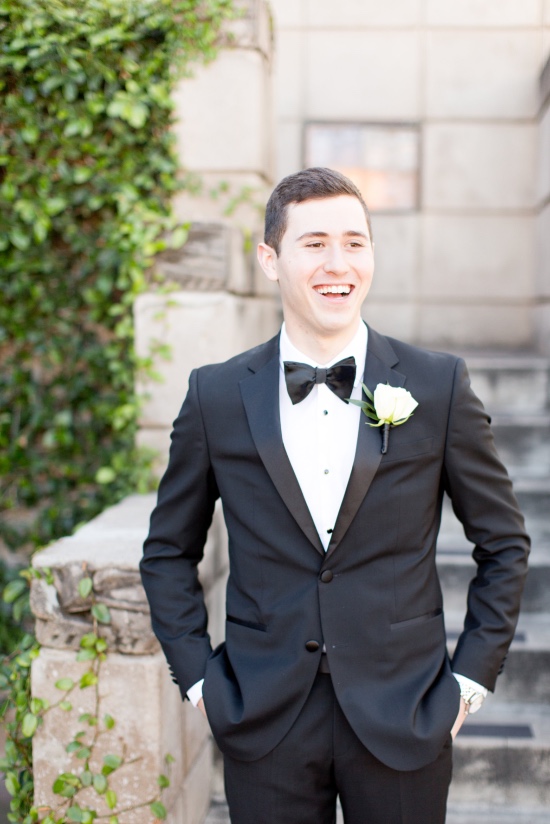 elegant-chic-pink-and-white-wedding