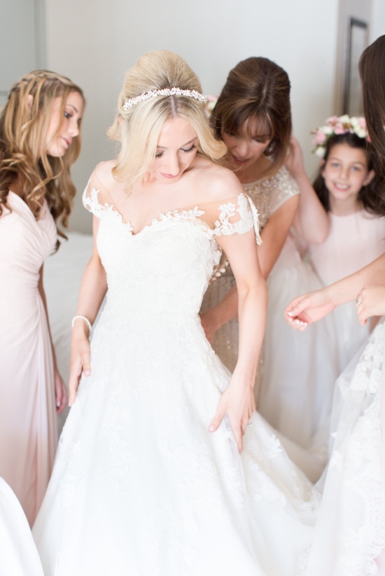 elegant-chic-pink-and-white-wedding