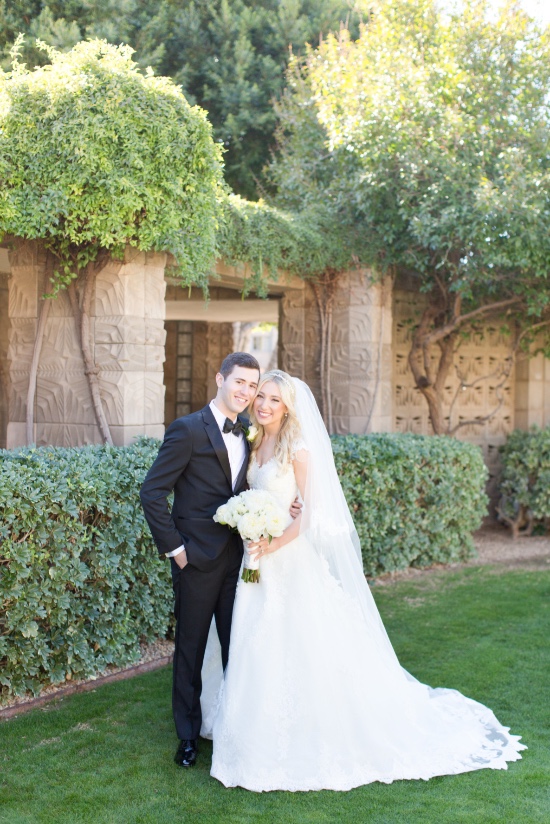 elegant-chic-pink-and-white-wedding