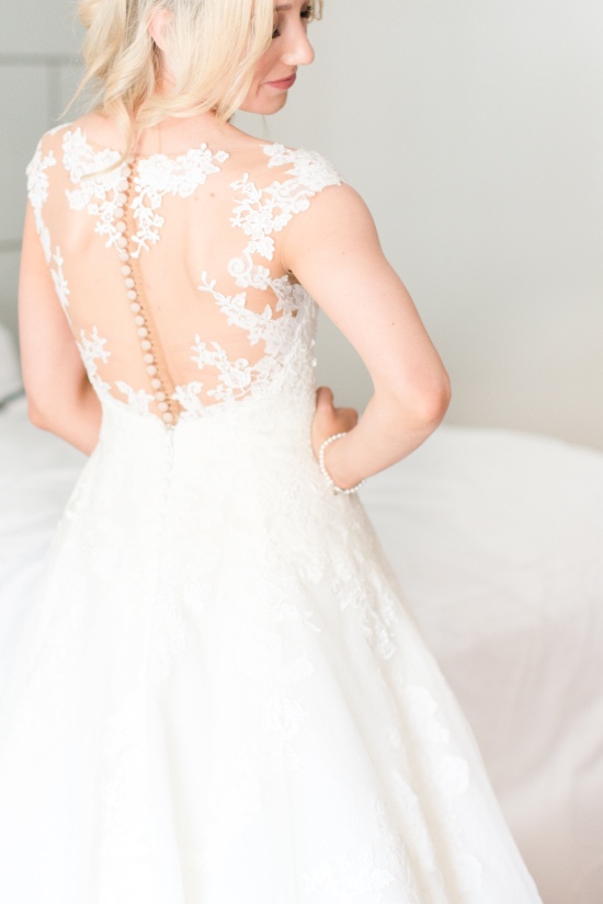 elegant-chic-pink-and-white-wedding