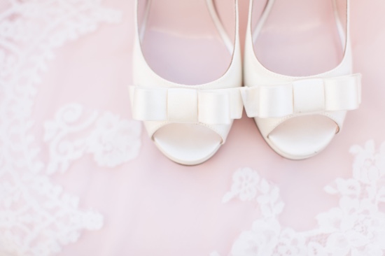 elegant-chic-pink-and-white-wedding