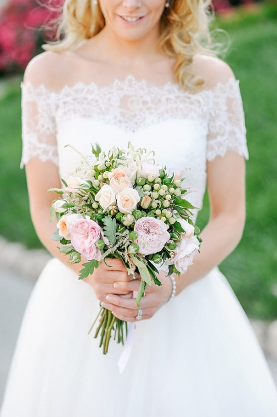 Simple pastel color wedding bouquet