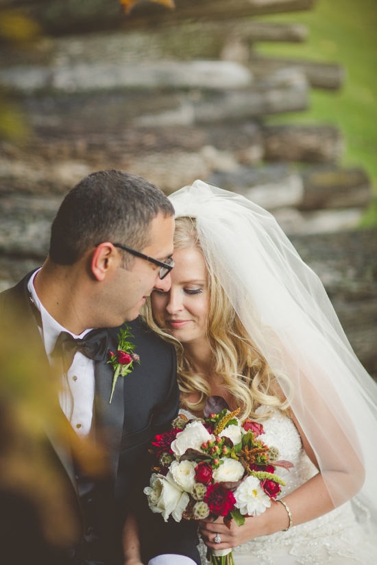 elegant-fall-vineyard-wedding