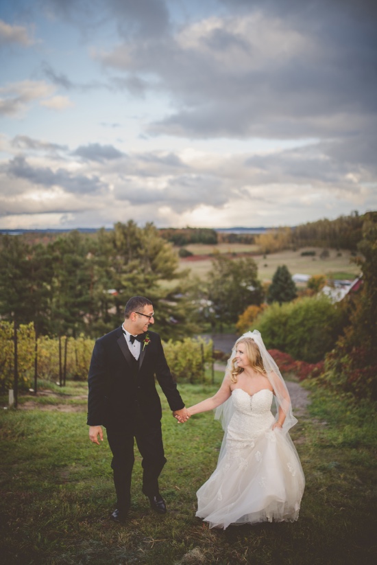 elegant-fall-vineyard-wedding
