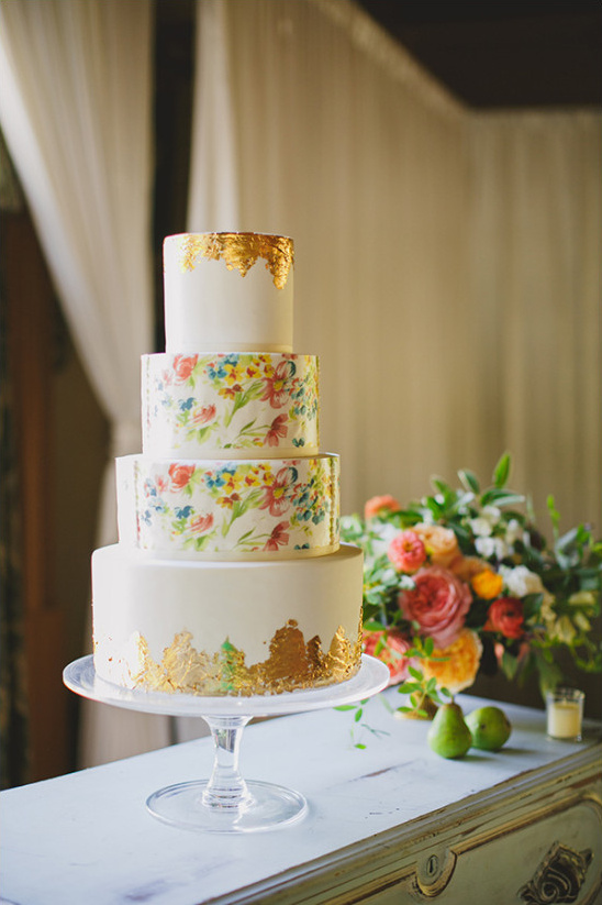colorful floral and gold wedding cake @weddingchicks