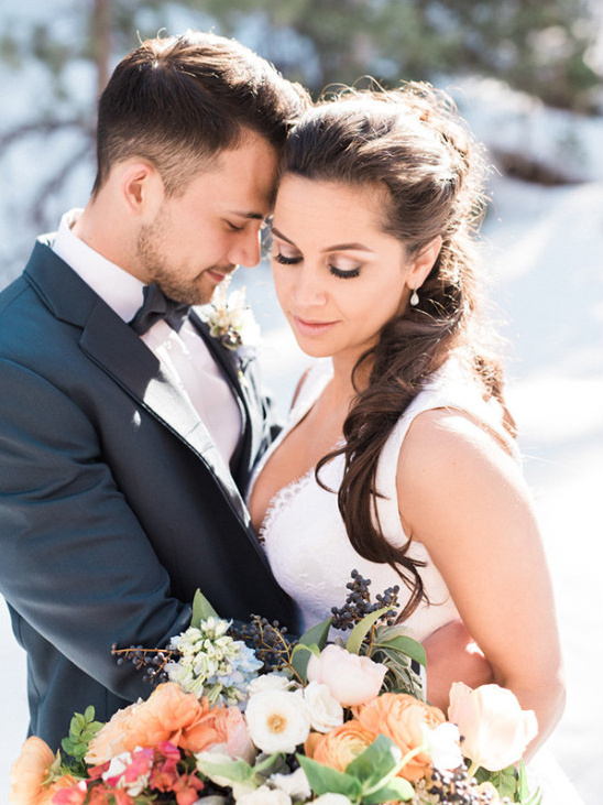 Romantic wedding photo idea