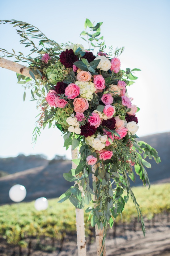 laid-back-luxury-winery-wedding