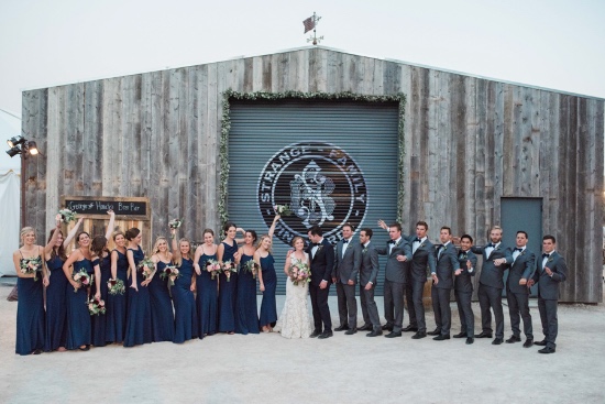 laid-back-luxury-winery-wedding