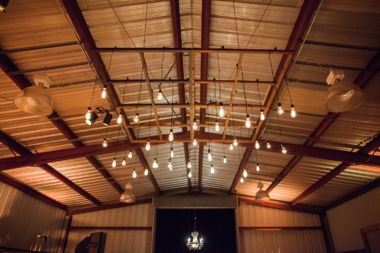 laid-back-luxury-winery-wedding