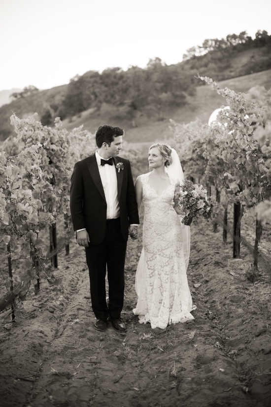 laid-back-luxury-winery-wedding