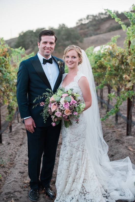 laid-back-luxury-winery-wedding